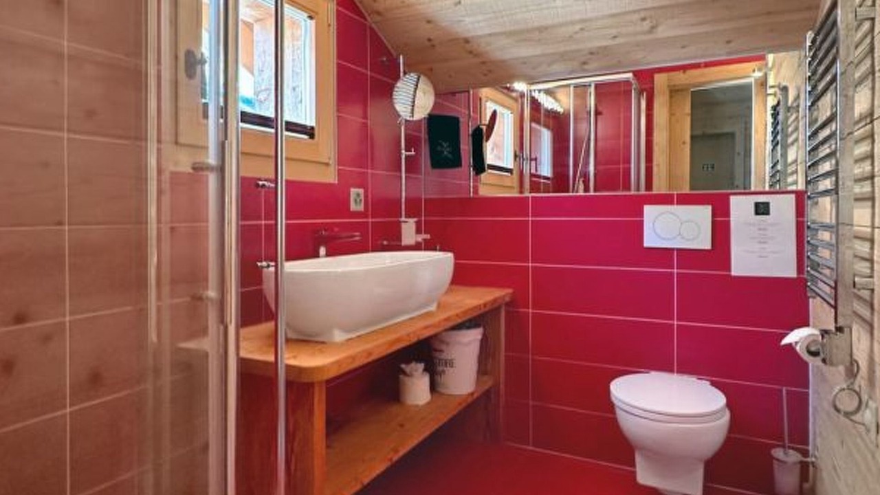Photo of Bathroom in Sarreyer