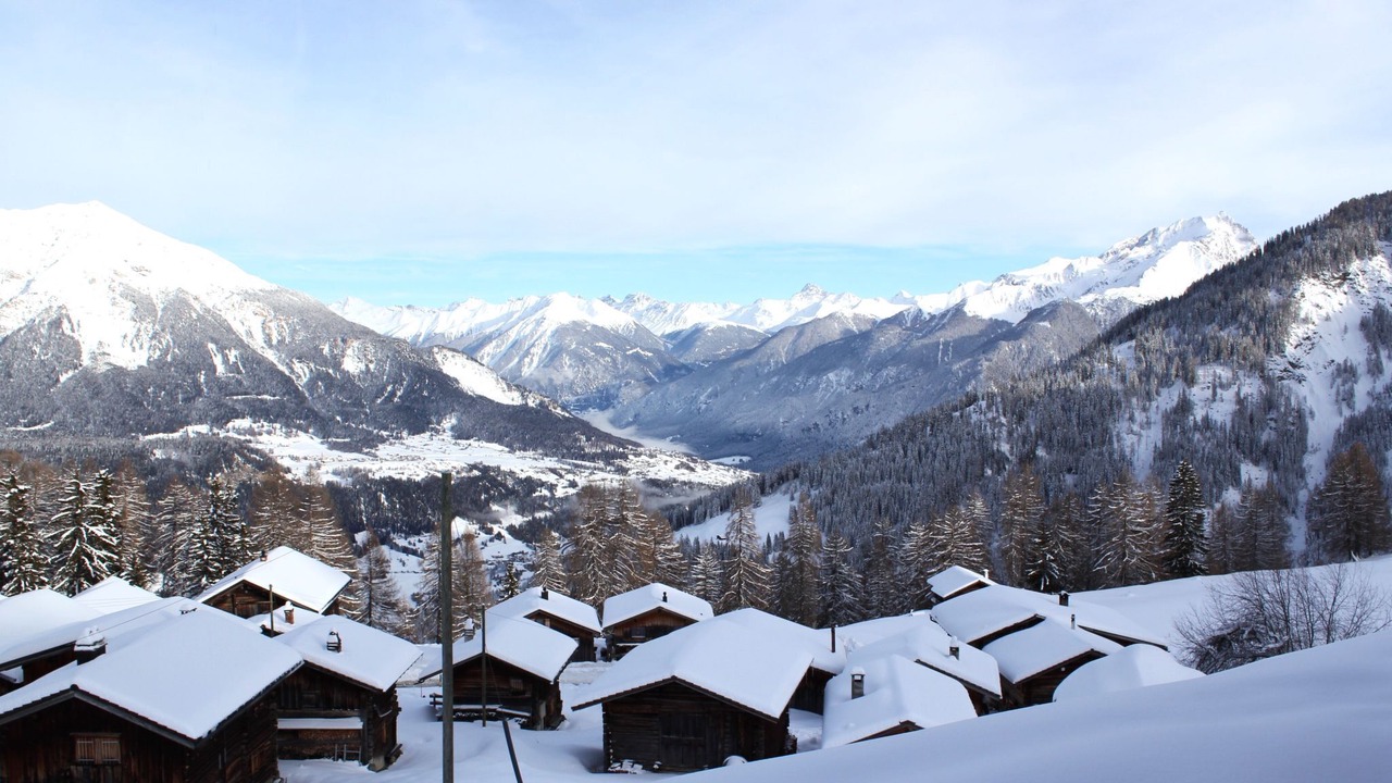 Photo of Others in Obermutten