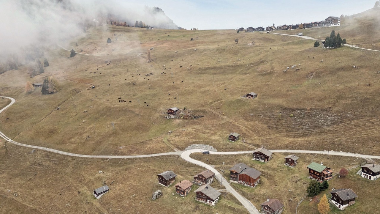 Photo of Others in Obermutten