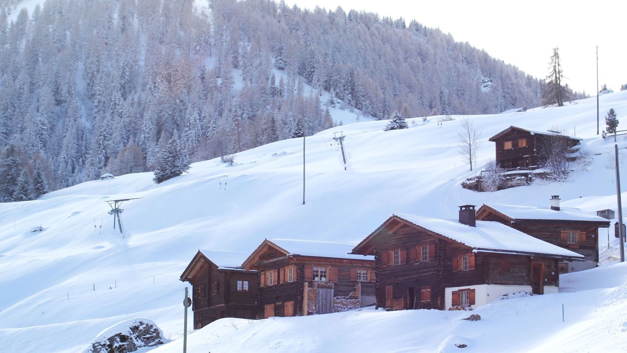 Photo of Others in Obermutten