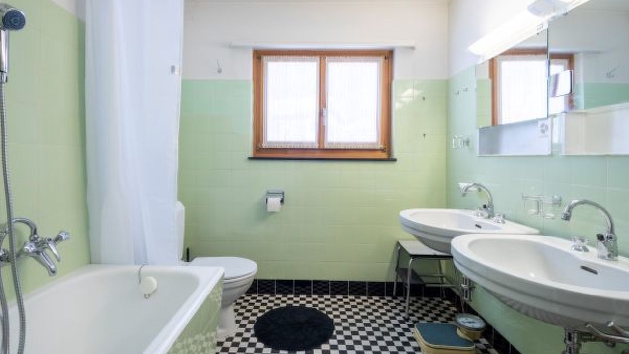 Photo of Bathroom in Flims