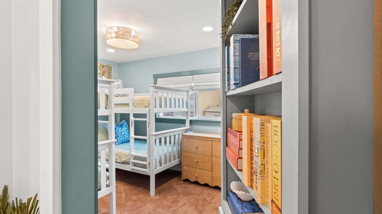 Photo of Bedroom in Gulf Lagoon Beach