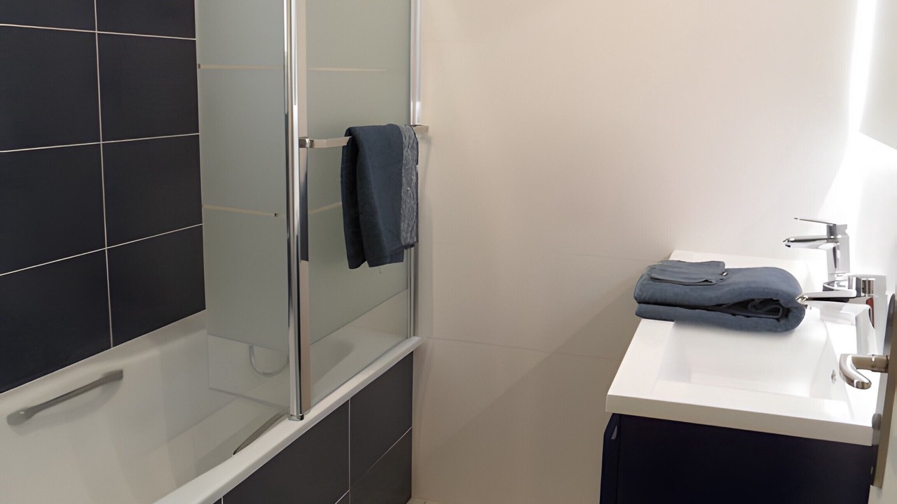 Photo of Bathroom in Saint-Avertin