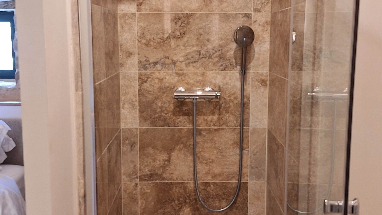 Photo of Bathroom in Varen