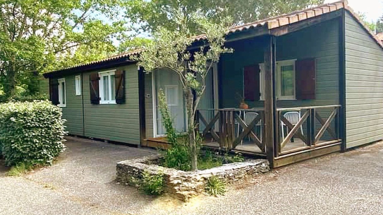 Photo of Outdoor in Villegly
