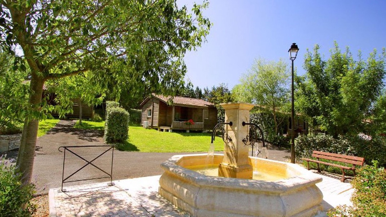 Photo of Outdoor in Villegly