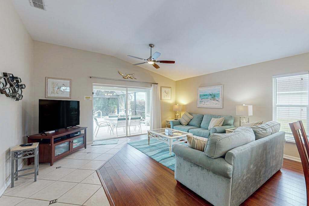 Photo of Livingroom in Beachwalk Isles