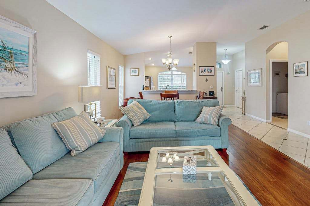Photo of Livingroom in Beachwalk Isles