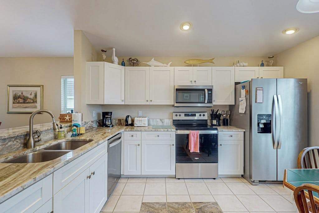 Photo of Kitchen in Beachwalk Isles