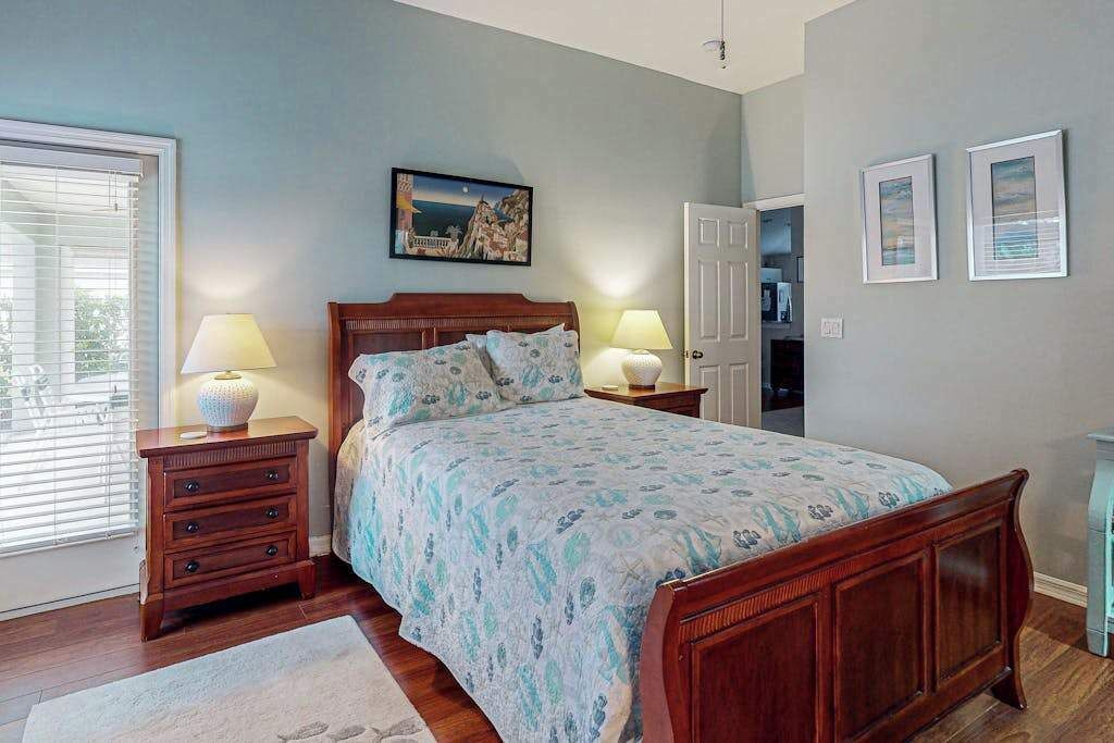 Photo of Bedroom in Beachwalk Isles
