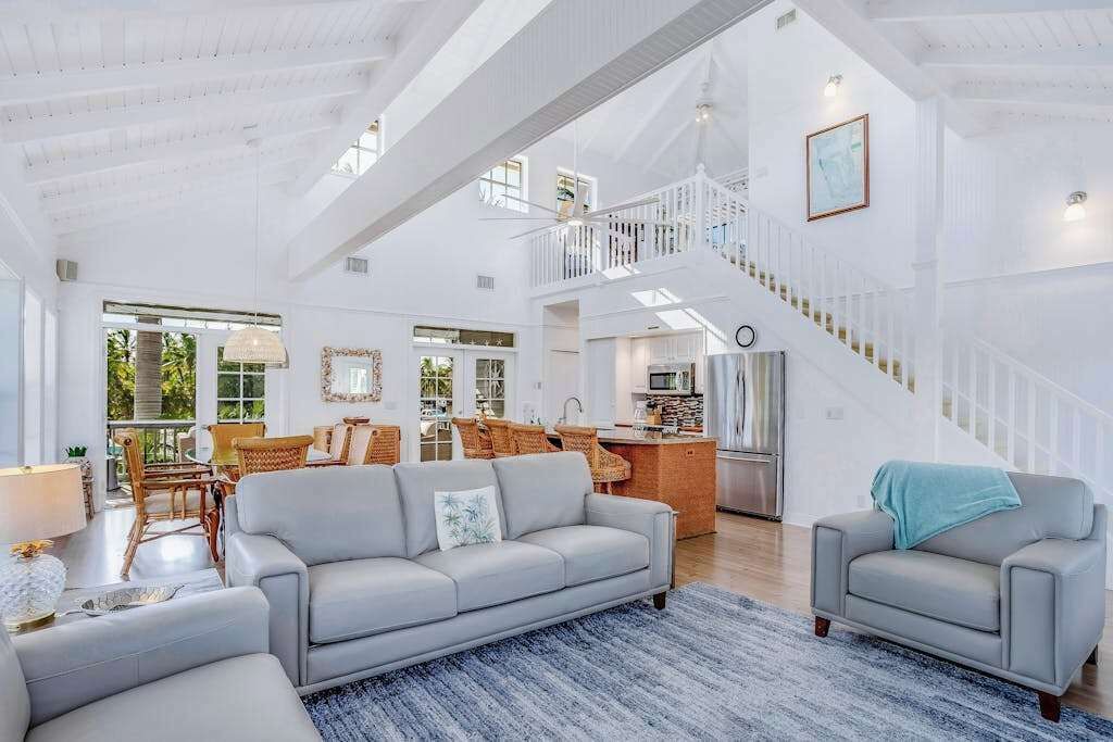 Photo of Livingroom in Bokeelia