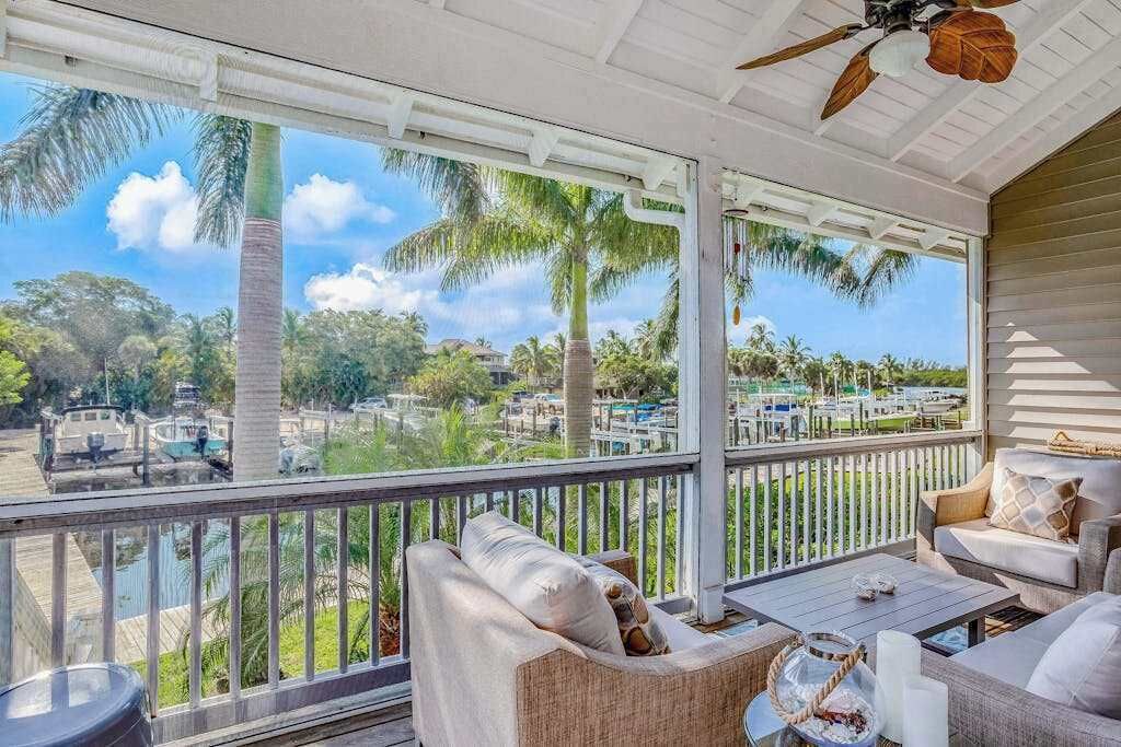 Photo of Patio Balcony in Bokeelia