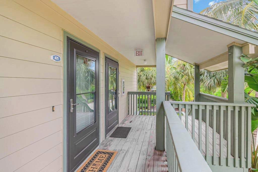 Photo of Patio Balcony in Bokeelia