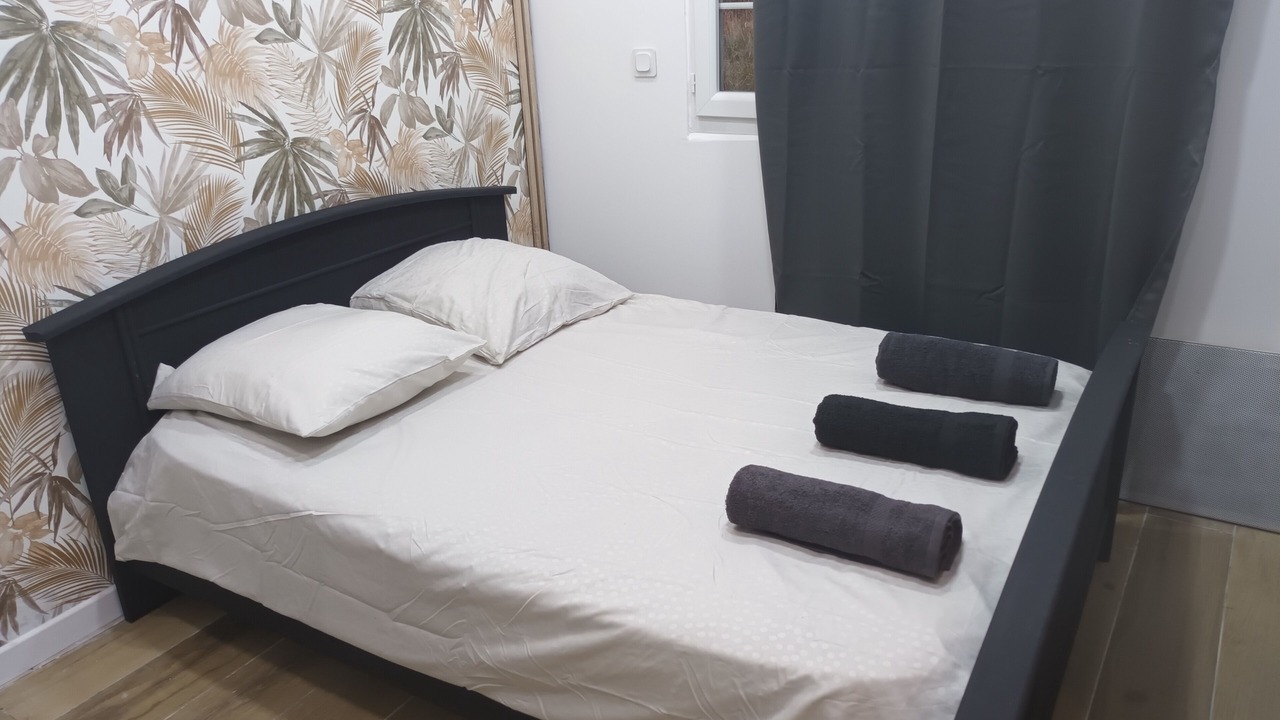 Photo of Bedroom in Saint-Martin-du-Fouilloux