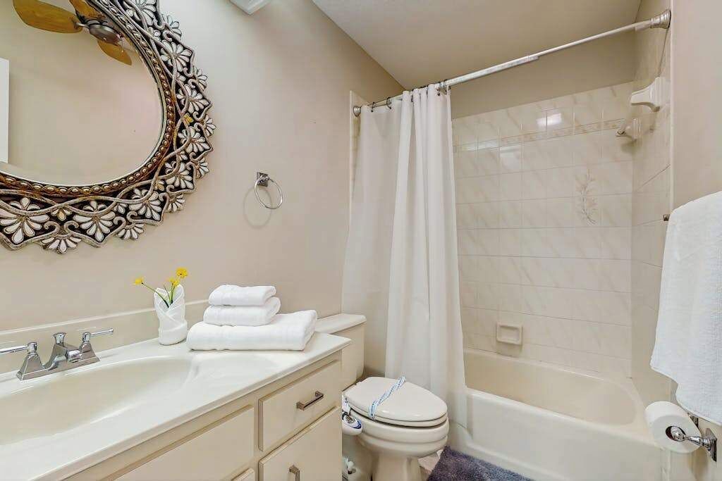 Photo of Bathroom in Burnt Store Isles