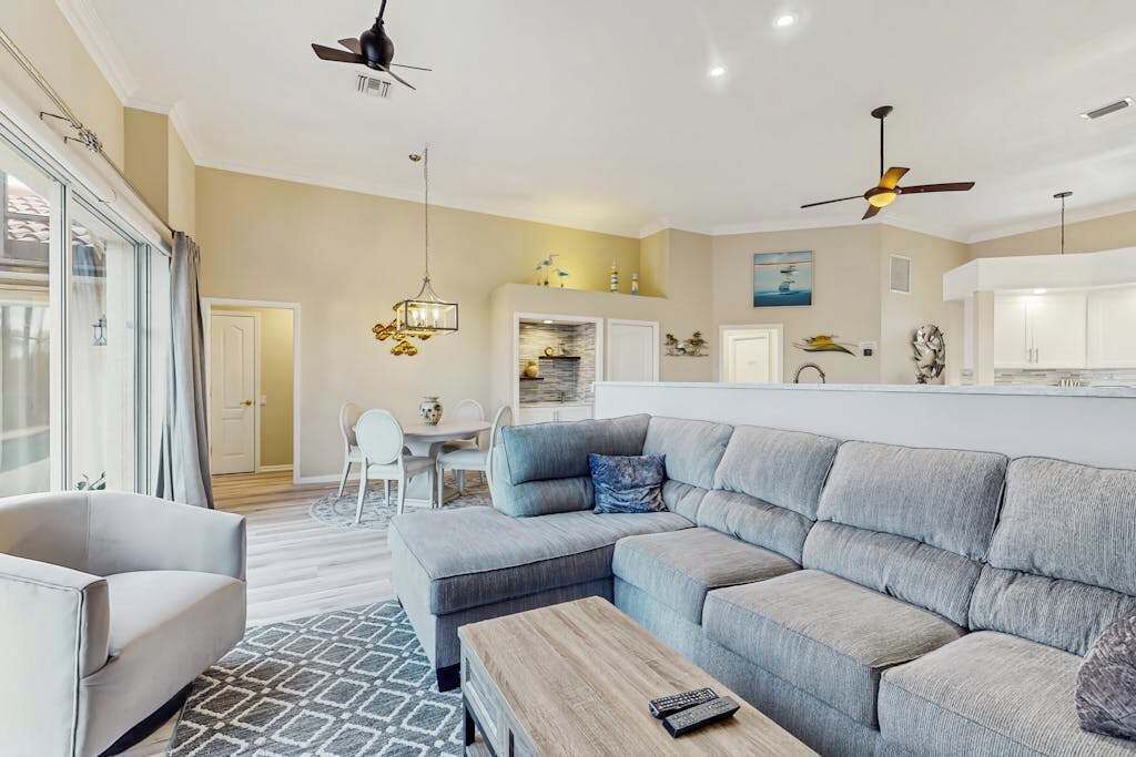 Photo of Livingroom in Burnt Store Isles