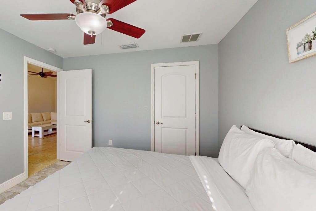 Photo of Bedroom in Broadmoor