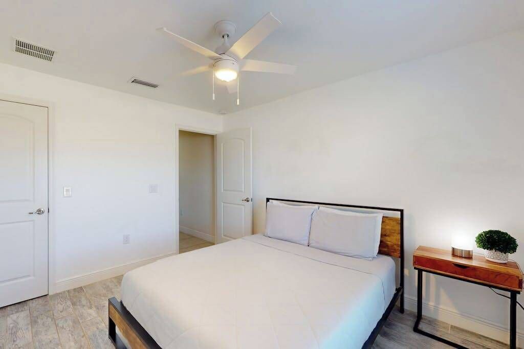 Photo of Bedroom in Broadmoor