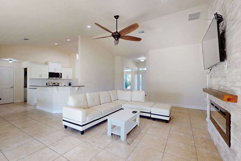 Photo of Livingroom in Broadmoor