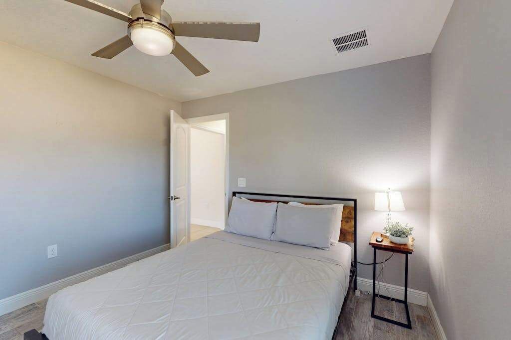 Photo of Bedroom in Broadmoor