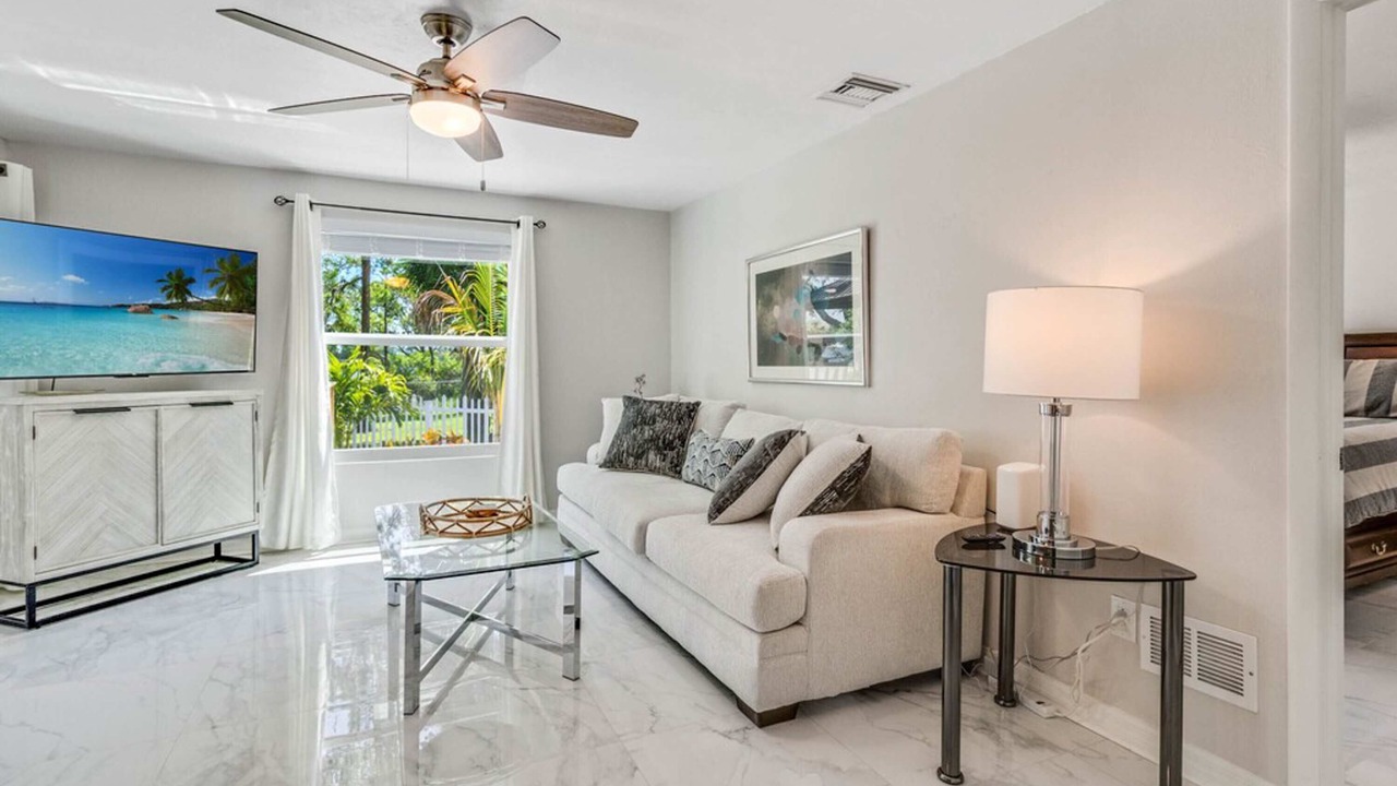 Photo of Livingroom in East Naples