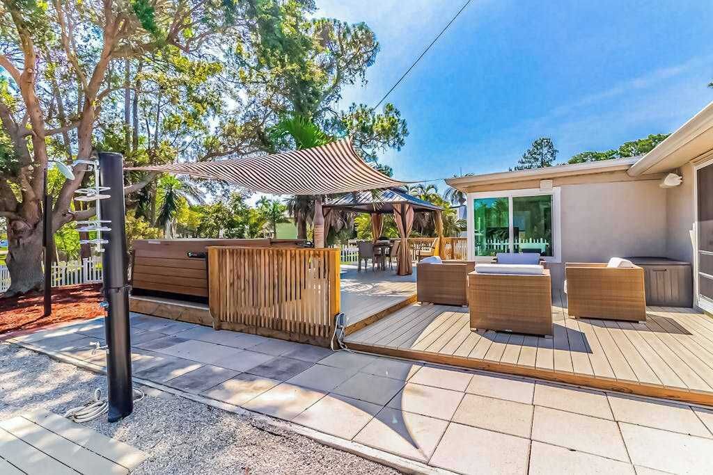 Photo of Patio Balcony in East Naples