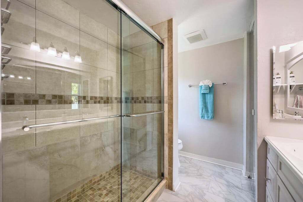 Photo of Bathroom in East Naples