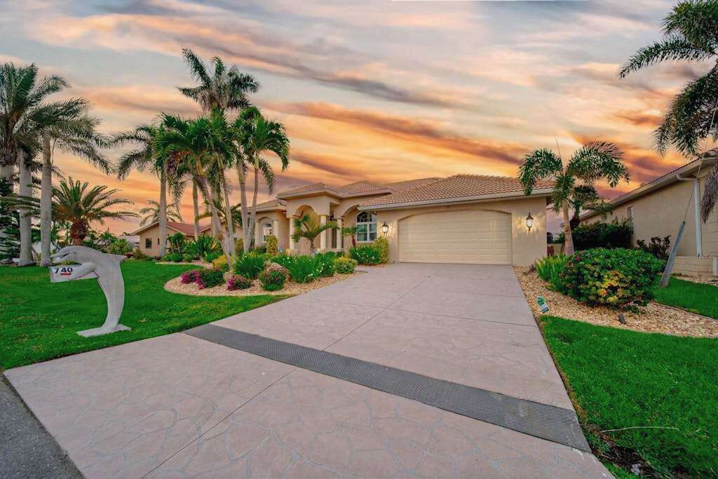 Photo of Outdoor in Burnt Store Isles