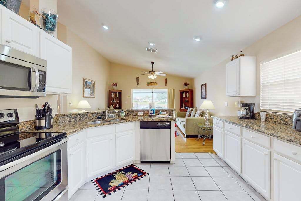 Photo of Kitchen in Beachwalk Isles