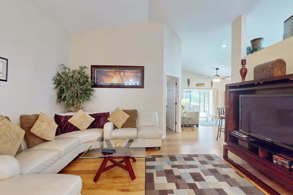 Photo of Livingroom in Beachwalk Isles