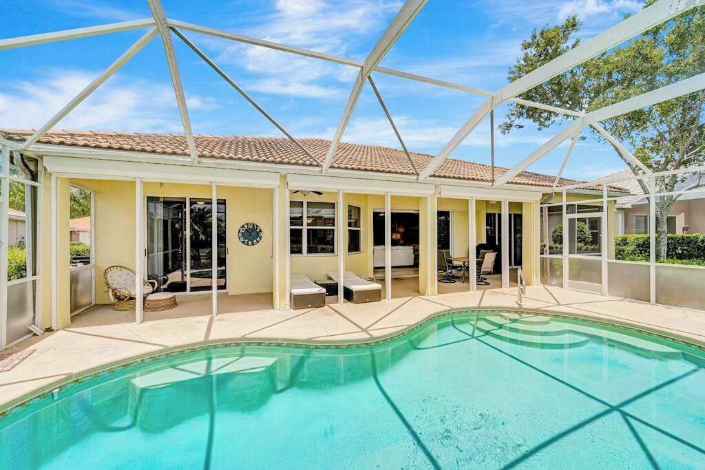 Photo of Outdoor in Herons Glen