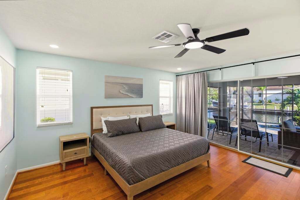 Photo of Bedroom in Burnt Store Isles