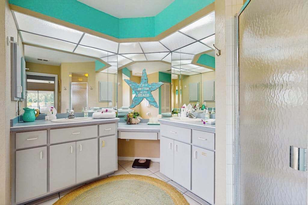 Photo of Bathroom in Harbour Heights