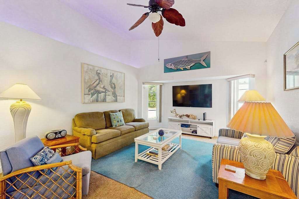 Photo of Livingroom in Harbour Heights