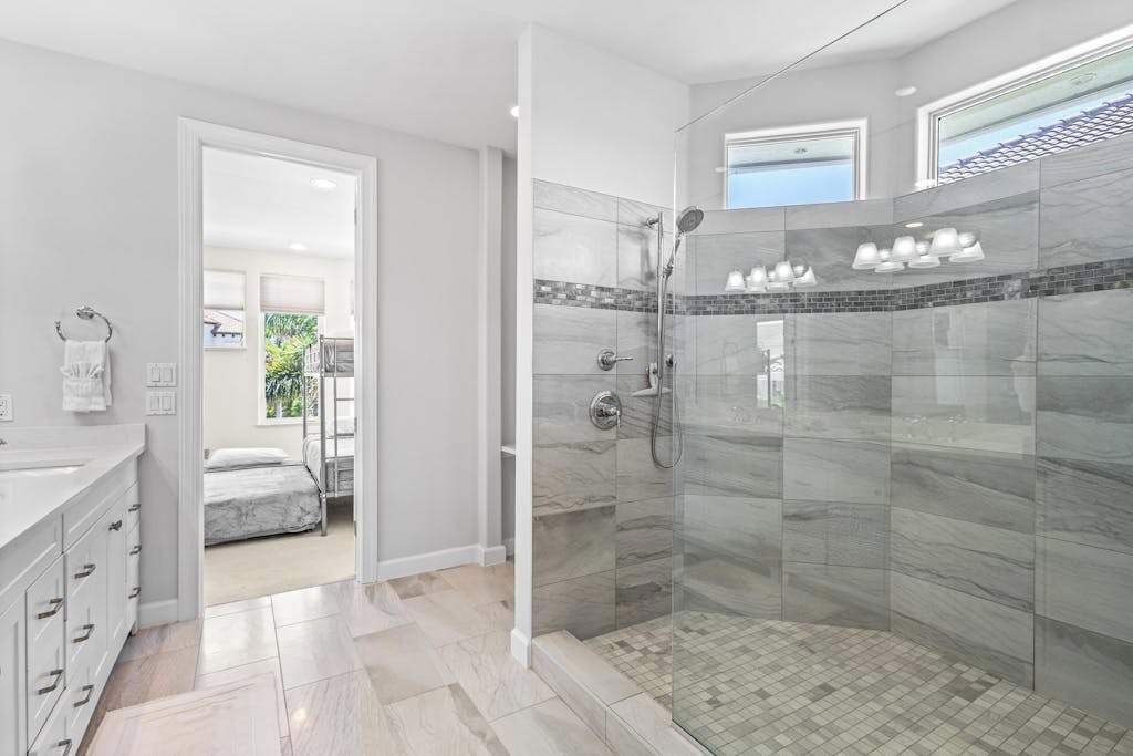 Photo of Bathroom in Vanderbilt Beach