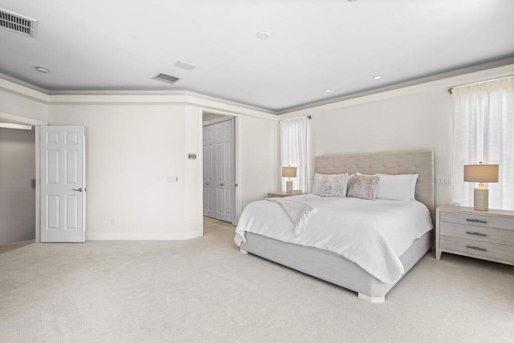 Photo of Bedroom in Vanderbilt Beach