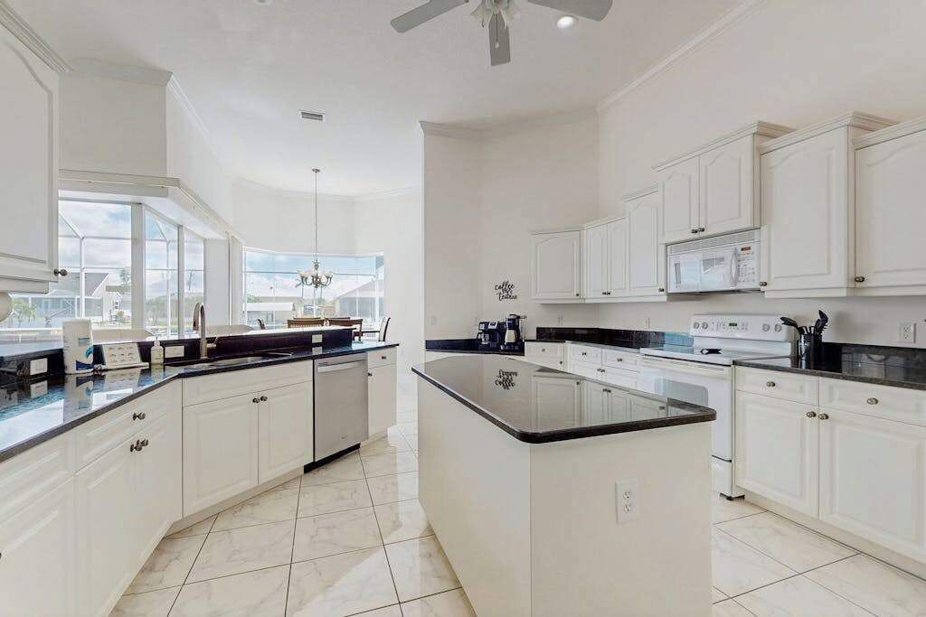 Photo of Kitchen in Gulf Cove