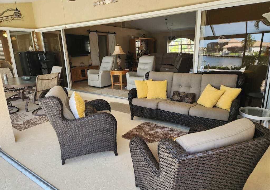 Photo of Livingroom in Burnt Store Isles