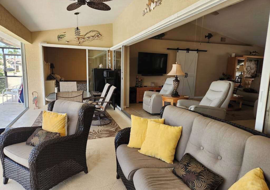Photo of Livingroom in Burnt Store Isles