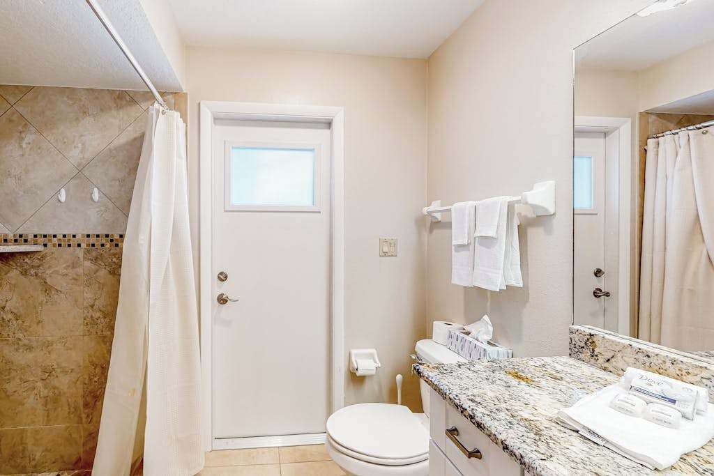 Photo of Bathroom in Gulf Cove