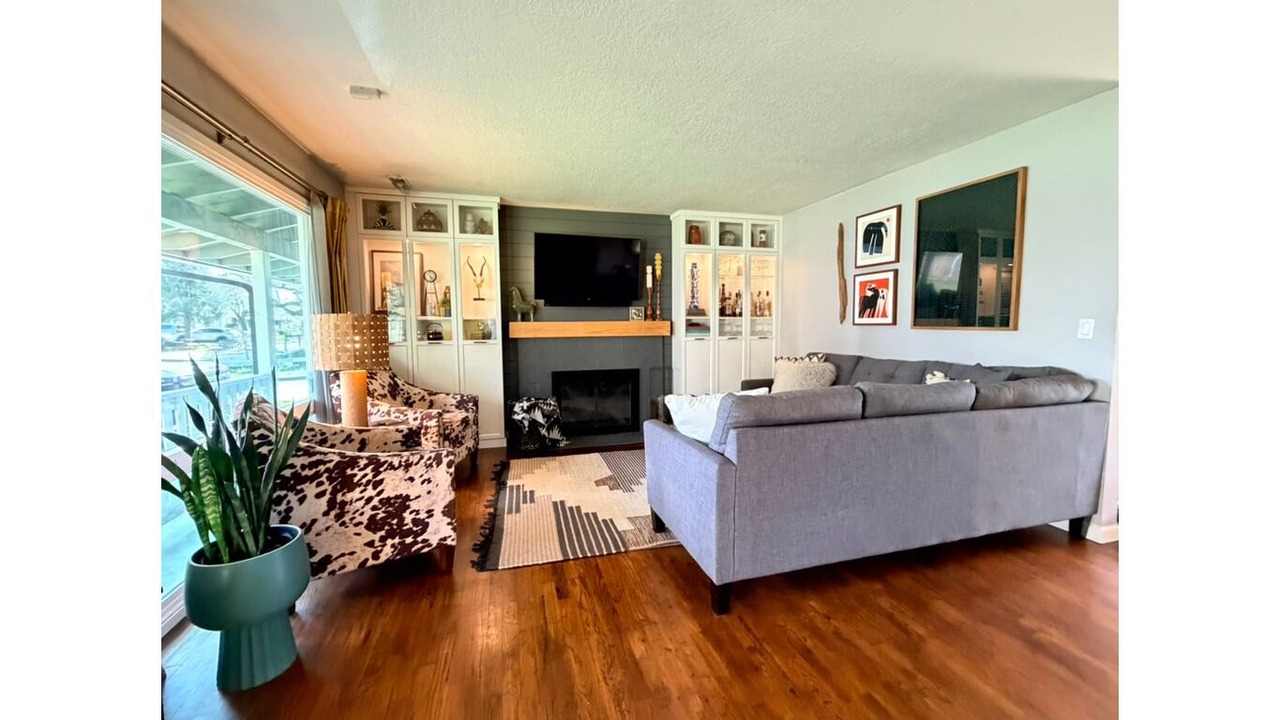 Photo of Livingroom in Centennial