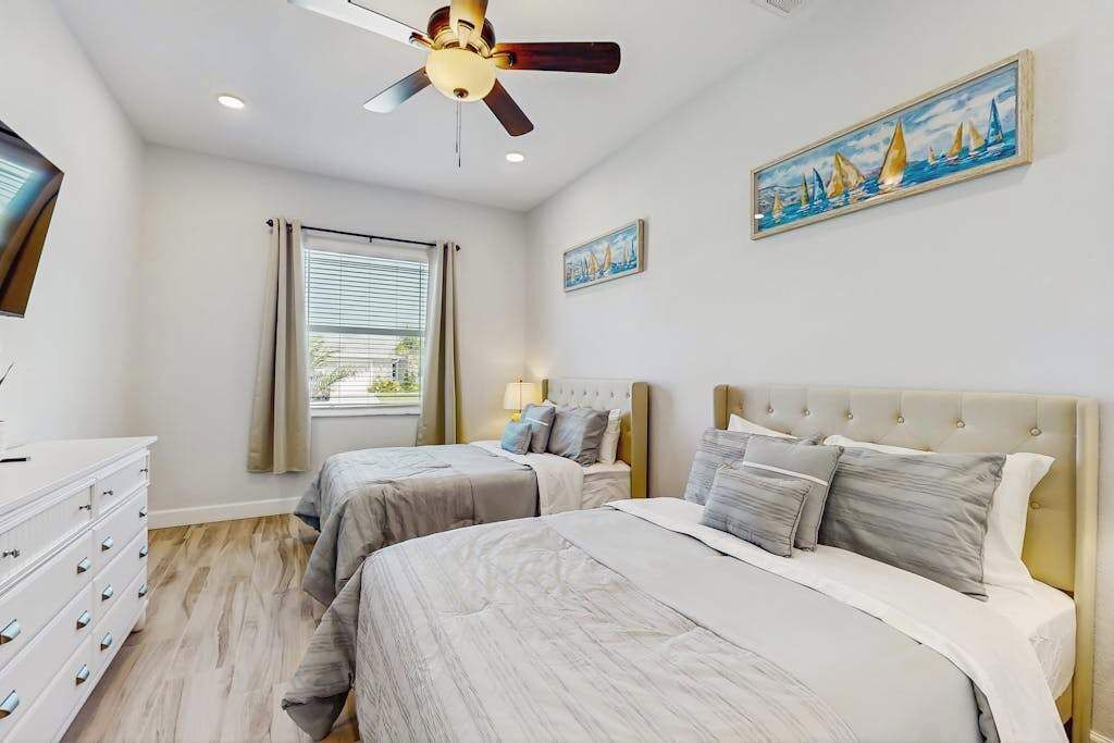 Photo of Bedroom in Gulf Cove