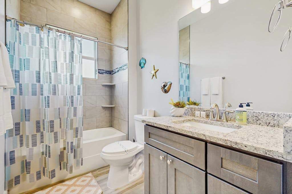 Photo of Bathroom in Gulf Cove