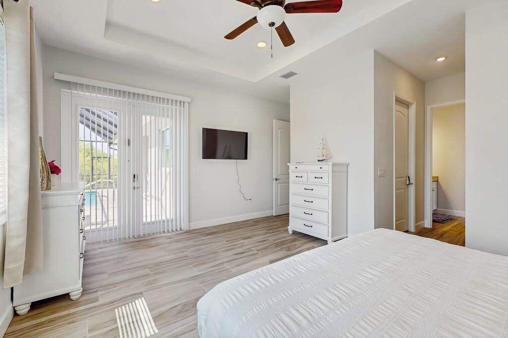 Photo of Bedroom in Gulf Cove