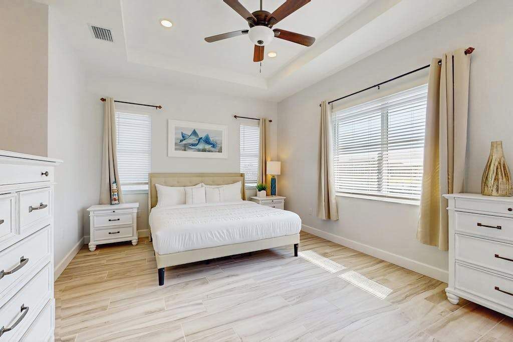 Photo of Bedroom in Gulf Cove