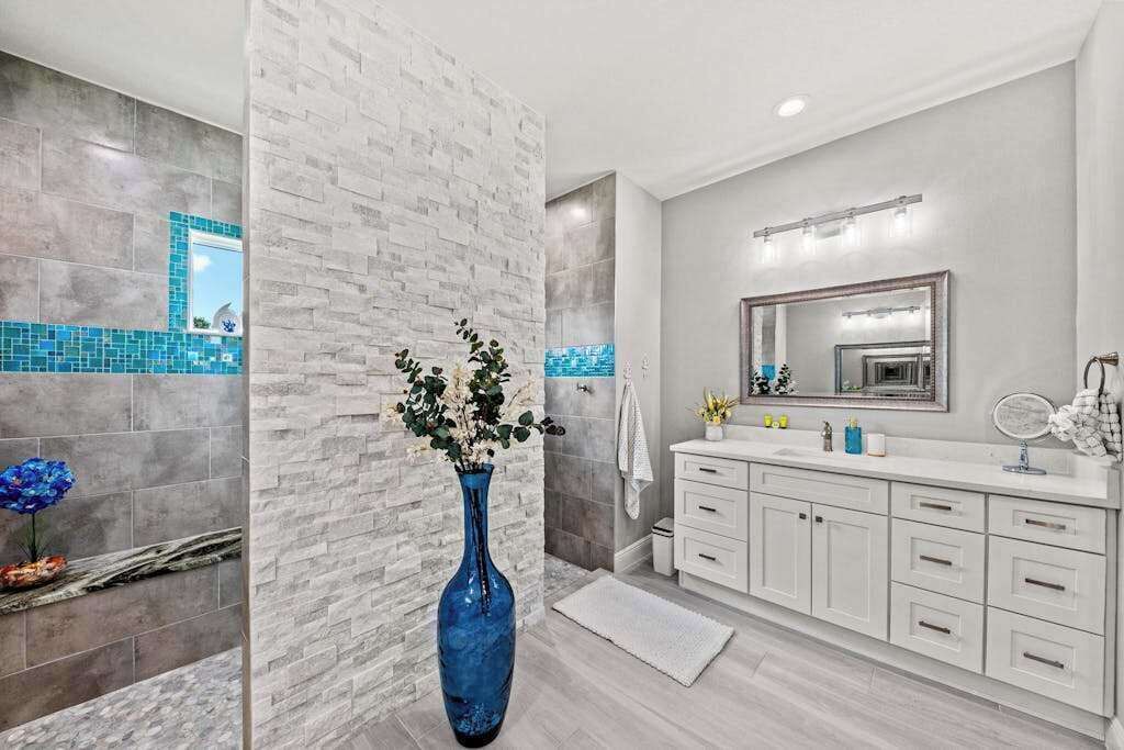 Photo of Bathroom in Long Meadow