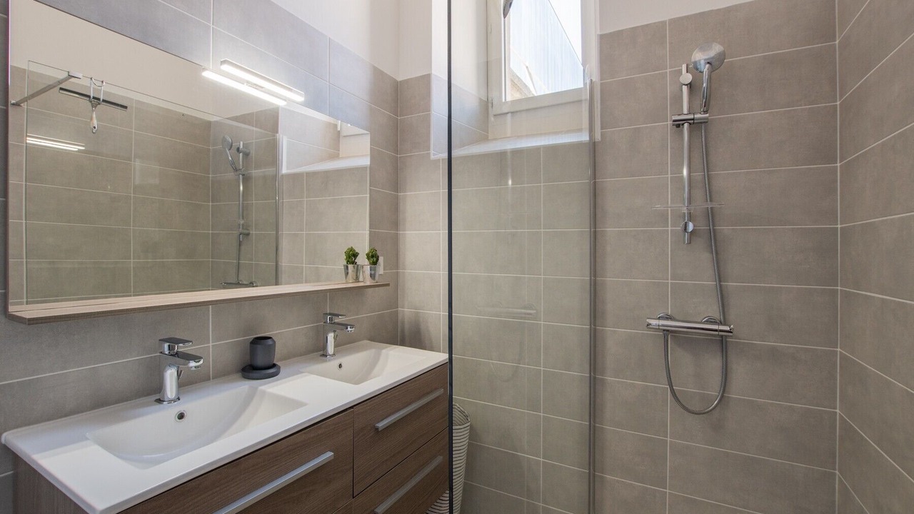 Photo of Bathroom in Aubenas