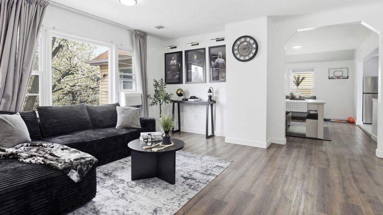 Photo of Livingroom in Belleville