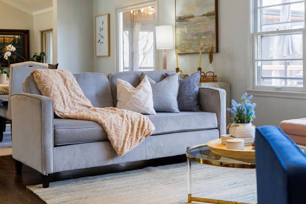 Photo of Livingroom in Prairie Village