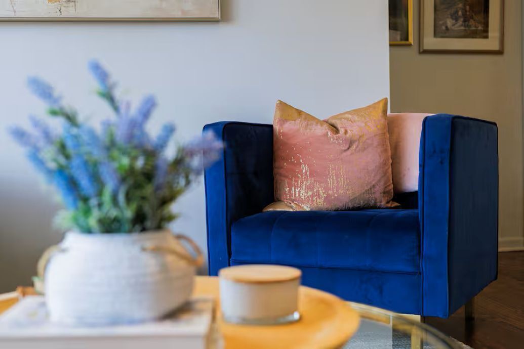 Photo of Livingroom in Prairie Village